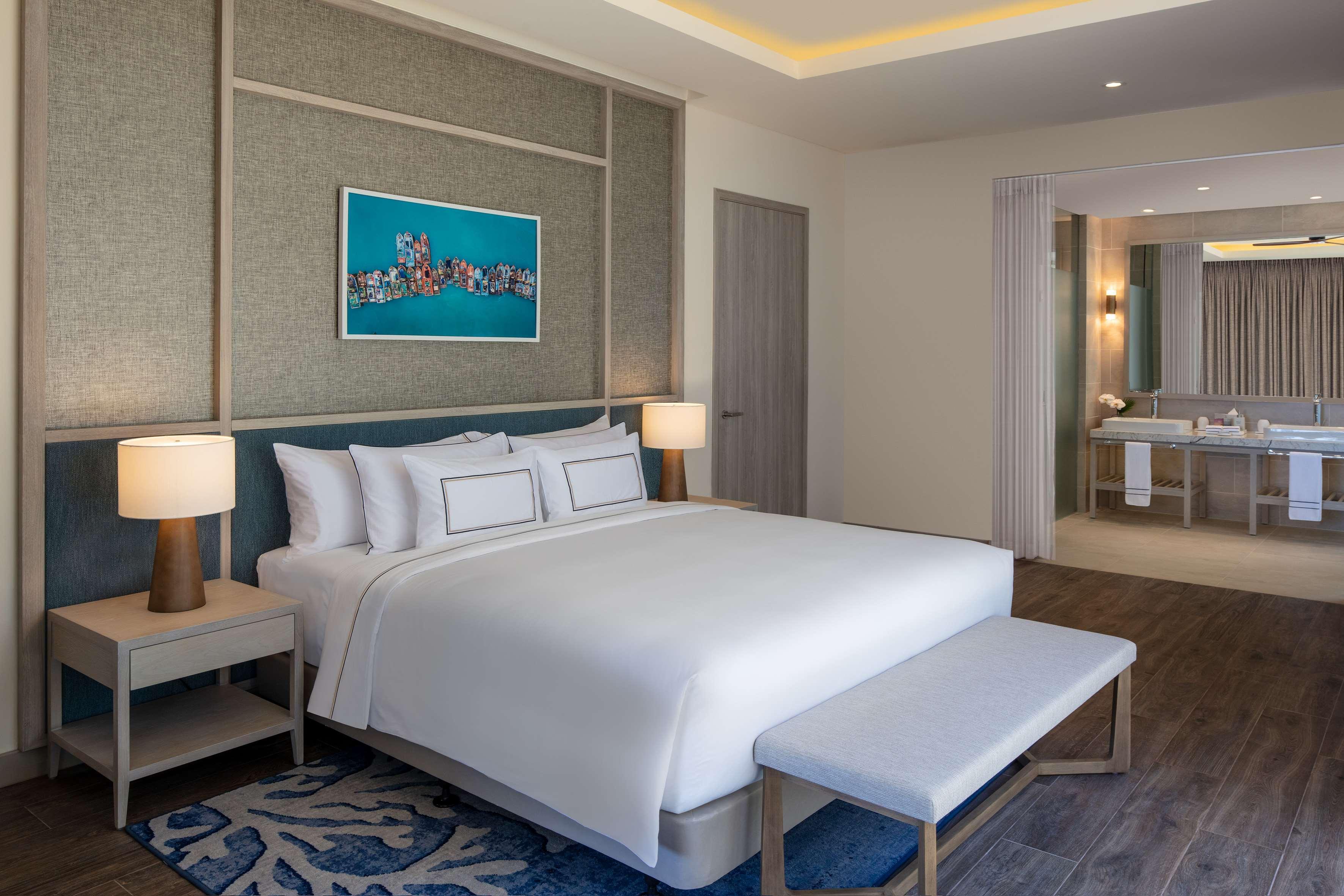 Melia Ho Tram Beach Resort Eksteriør bilde A bedroom at the hotel
