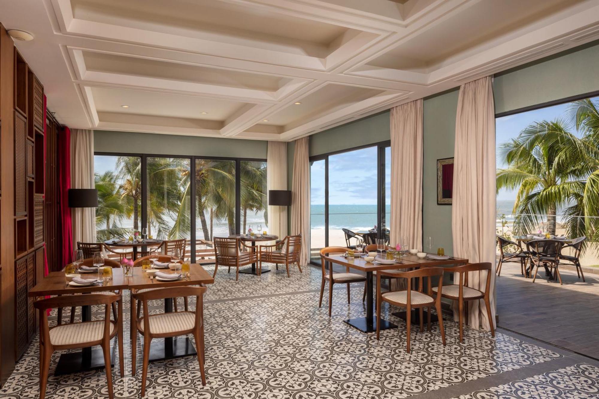 Melia Ho Tram Beach Resort Eksteriør bilde The Beach Club
