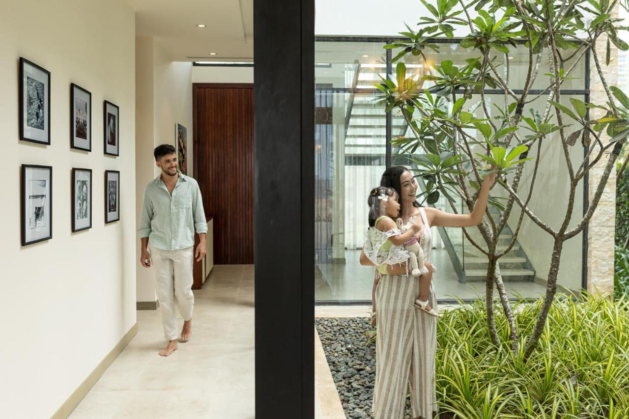 Melia Ho Tram Beach Resort Eksteriør bilde A family at their home in Hyderabad